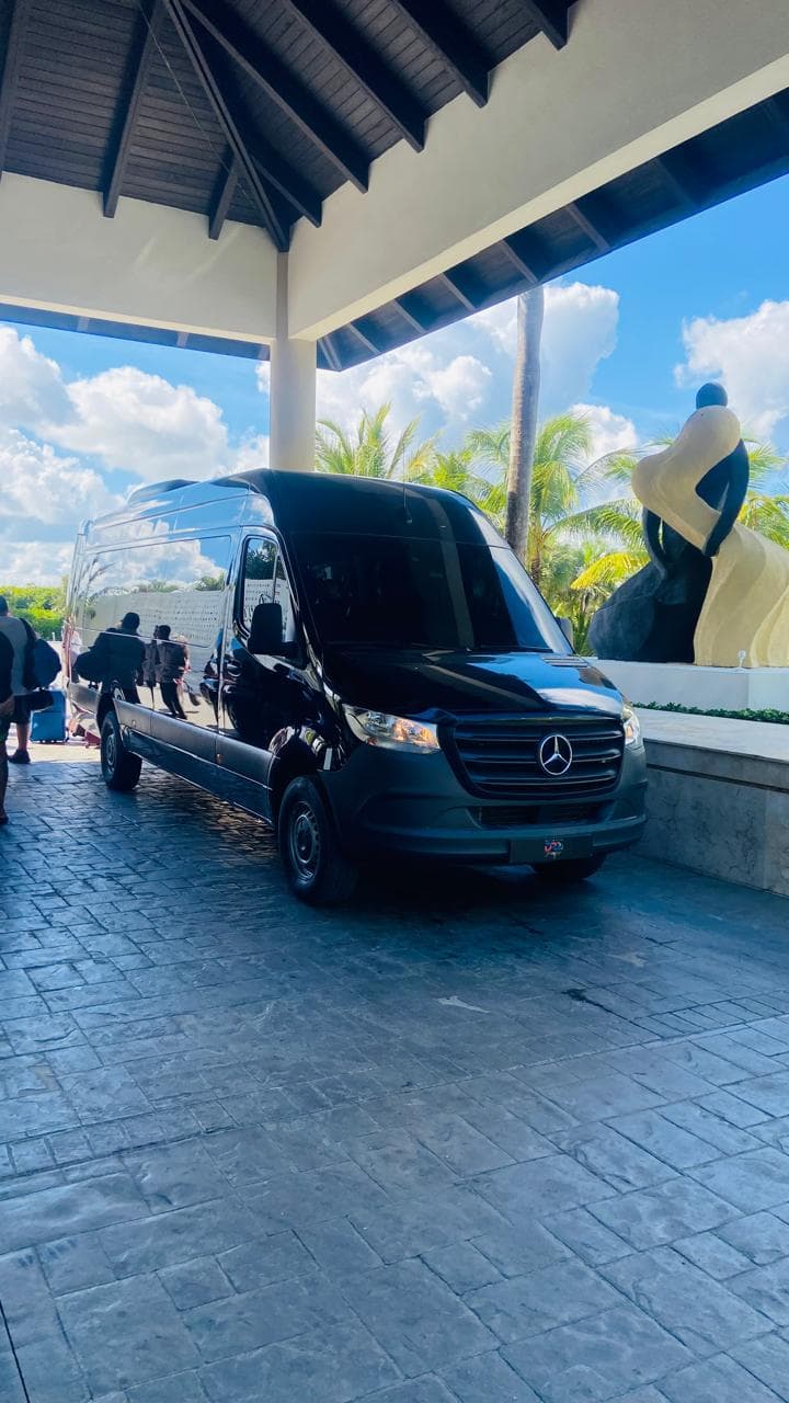 Luxury Airport Transfers in Punta Cana